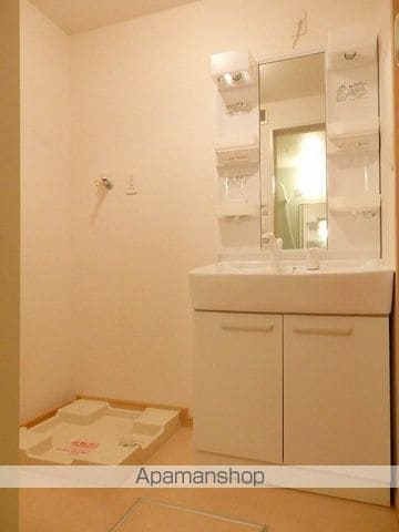 グリーン ワールドIIの内装写真