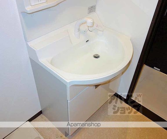 LUXESTAGE御所南の内装写真