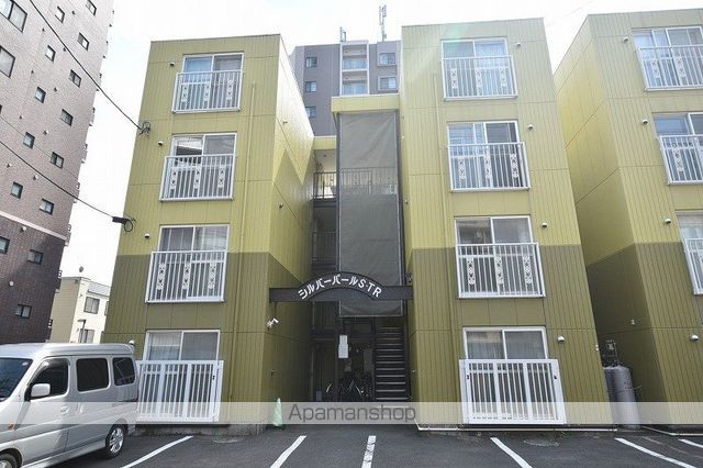 シルバーパールSTRの外観写真