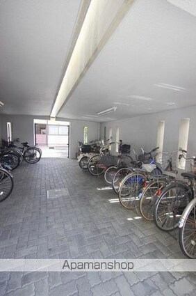 香川県高松市屋島西町[2LDK/68.25m2]の共用部3