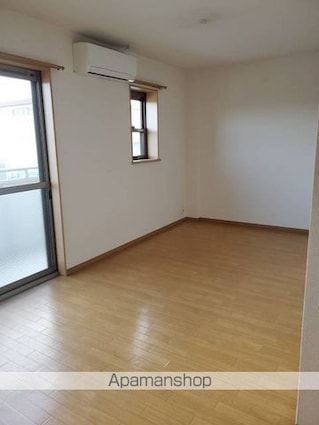 広島県福山市神辺町大字川南[2LDK/53m2]のリビング・居間