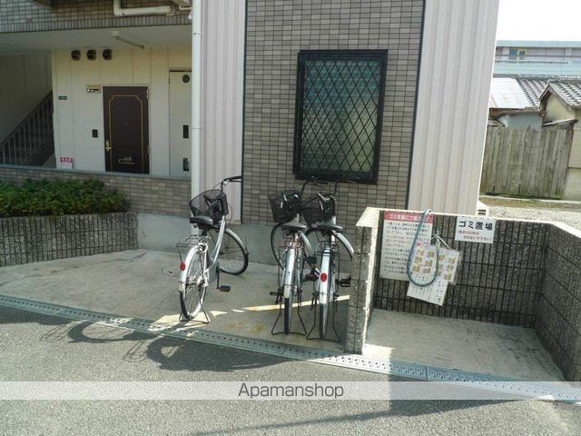 シャンブルIIの内装写真