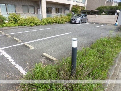 ライフコア上千田[2LDK/57.3m2]の駐車場1