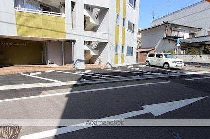 香川県高松市中野町[1R/29.76m2]の駐車場