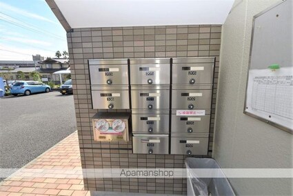 Ｇｒａｎｄｅ　Ｒｉｏ　Ⅱ[1K/30.96m2]のエントランス3