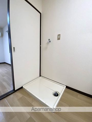 フレグランス西霞 C棟の内装写真