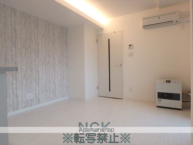 ENCHANーTHE環状通東の内装写真