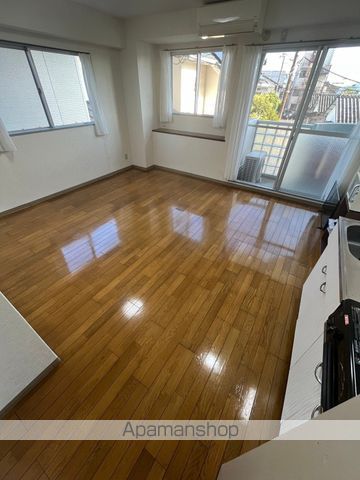ロイヤルシティ大工の内装写真