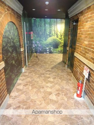 CO.LABO天王寺の内装写真