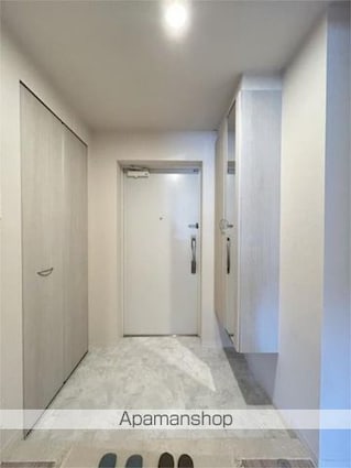 Ｓｔａｄｔ　Ｎｅｒｉｍａーｋａｓｕｇａｃｈｏ[2LDK/64.42m2]の玄関