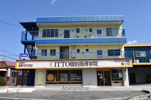 ムカイヤマビル