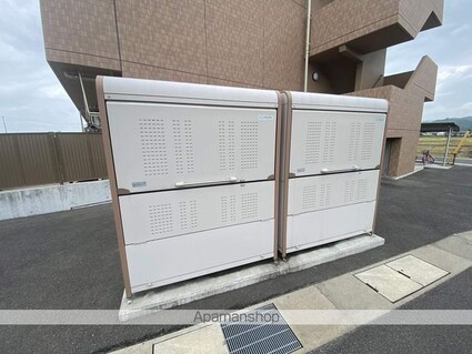 ポルポラ[2LDK/54m2]の共用部4