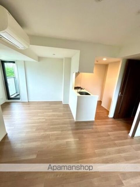 東京都杉並区高円寺南５丁目[1LDK/41.98m2]のリビング・居間