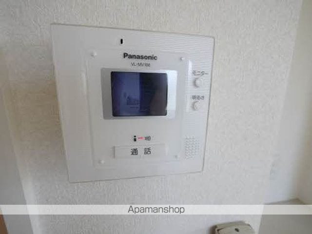 ファミールオガタ E棟の内装写真
