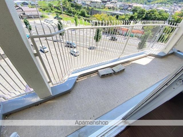 シャトレハイツ屋島 512の内装写真
