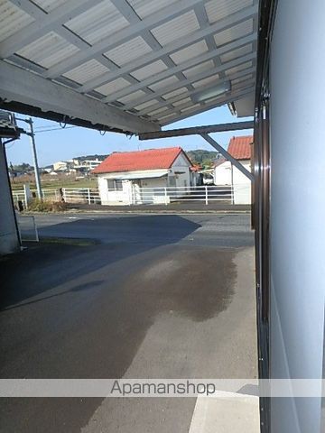 高嶋貸家の内装写真