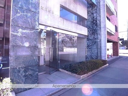石川ビル[3LDK/60m2]のエントランス