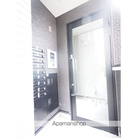 CALMA本陣の玄関写真