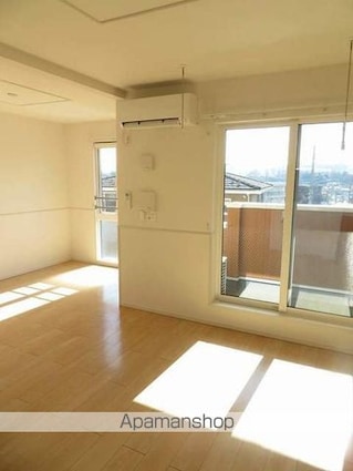 東京都八王子市石川町[1LDK/53.57m2]のリビング・居間