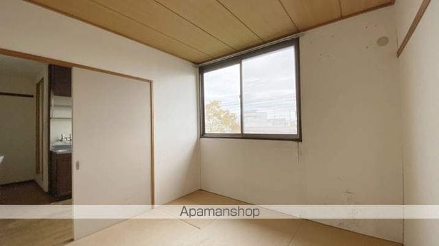 エレガンス西市 E棟の内装写真