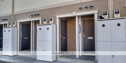 レオネクストｍａｎａ[1K/23.61m2]の玄関