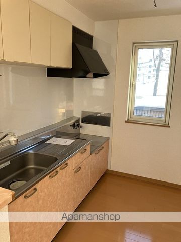 函館本線 発寒中央駅 徒歩8分 3階建 築21年の内装写真