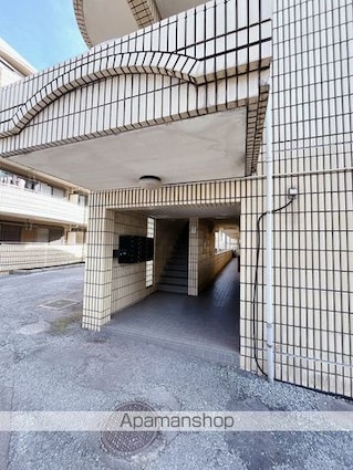 第６センチュリーハイム[2LDK/47.5m2]のエントランス