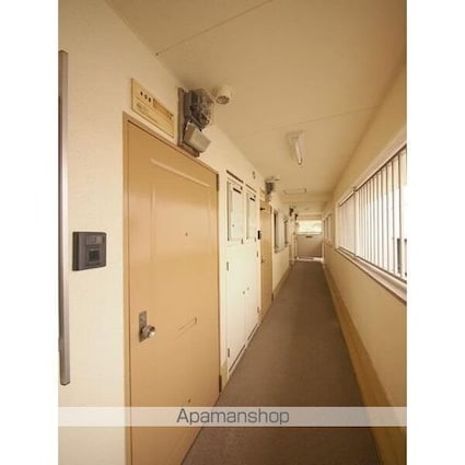 東山レジデンス[1K/22.87m2]のエントランス2