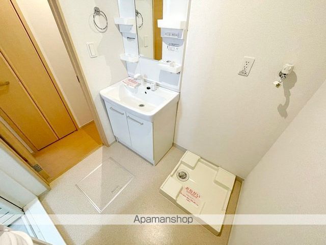 フレスクーラ蟻ヶ崎IIIの内装写真