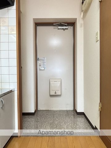 NEWCENTURYの内装写真