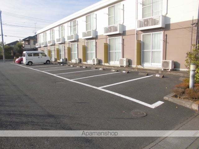 レオパレスサンライズの玄関写真