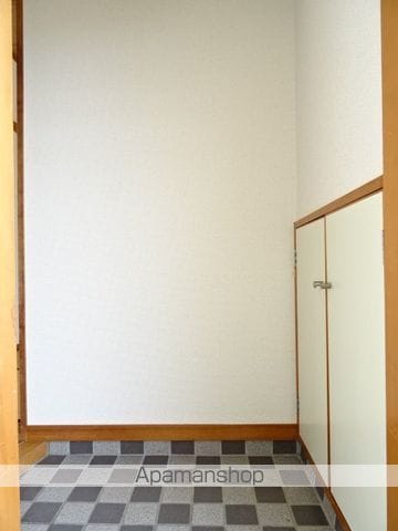 フラッツローゼブラウンハウスの内装写真