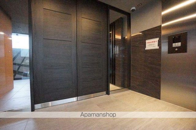 SーRESIDENCE名駅南の玄関写真