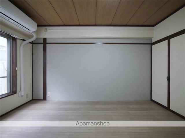 エイトジュリアンの内装写真