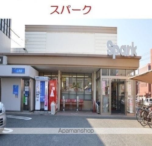 シャン・ド・フルールの周辺写真