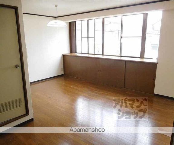 京都市烏丸線 鞍馬口駅 徒歩11分 3階建 築35年の内装写真