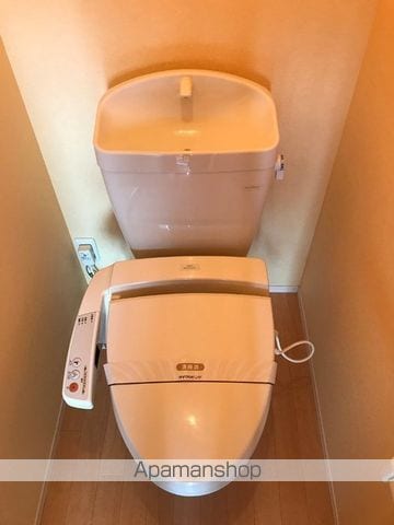 テ キューロ トレスの内装写真