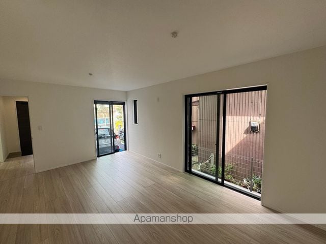 Sumaiーto横浜市磯子区岡村01の内装写真