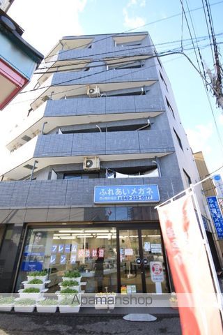 つるやビルの外観写真