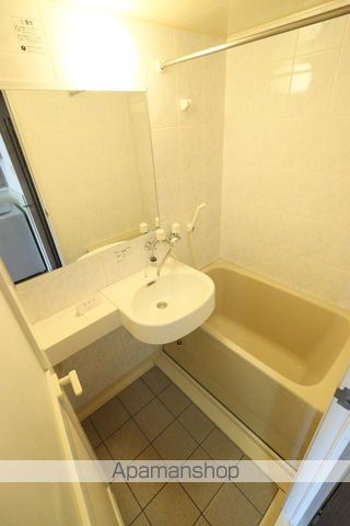 アン・セリジェ弐番館の内装写真
