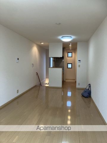 コンフォール八番の内装写真
