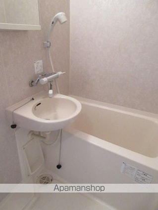 ロアール高円寺[1K/21.9m2]のバス