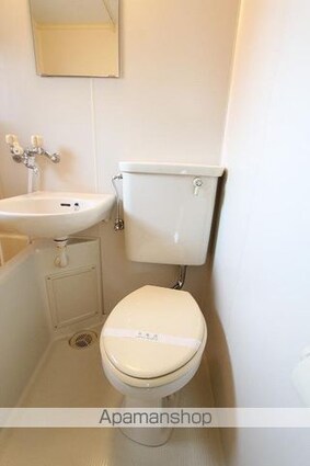 ダイアパレス中央町３０２号[1R/20.33m2]のトイレ