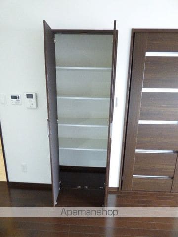 サムティESAKA JUREVEの内装写真