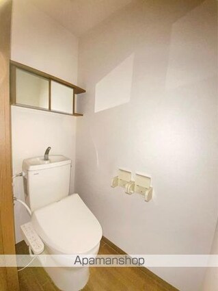 エルフ・フォレスト　[2LDK/57.33m2]のトイレ