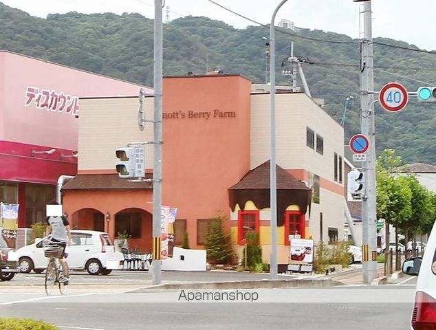 カネハナコートII番館の周辺写真