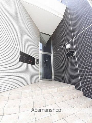 セゾン アキの玄関写真
