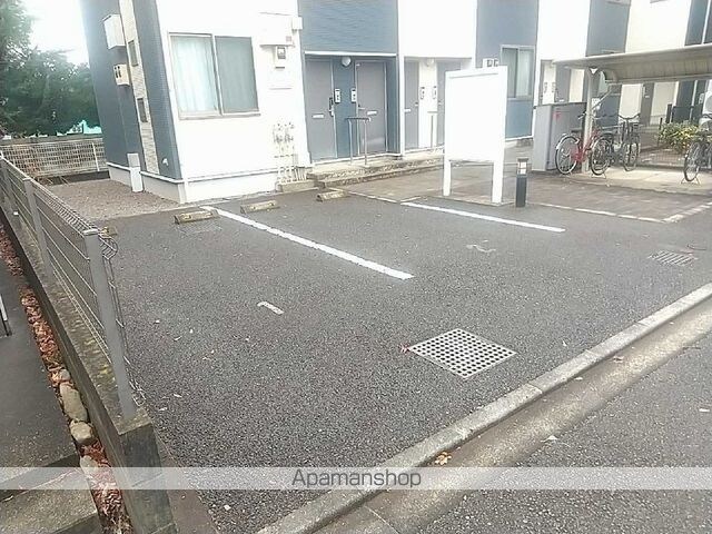 レオネクストコンセルト[1K/26m2]のエントランス