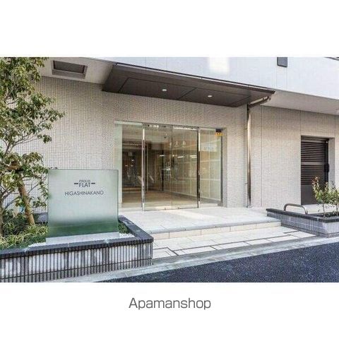 プラウドフラット東中野の玄関写真
