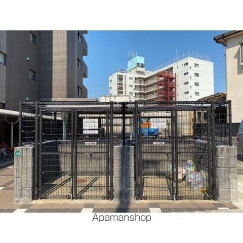 ルミエール諸岡の外観写真